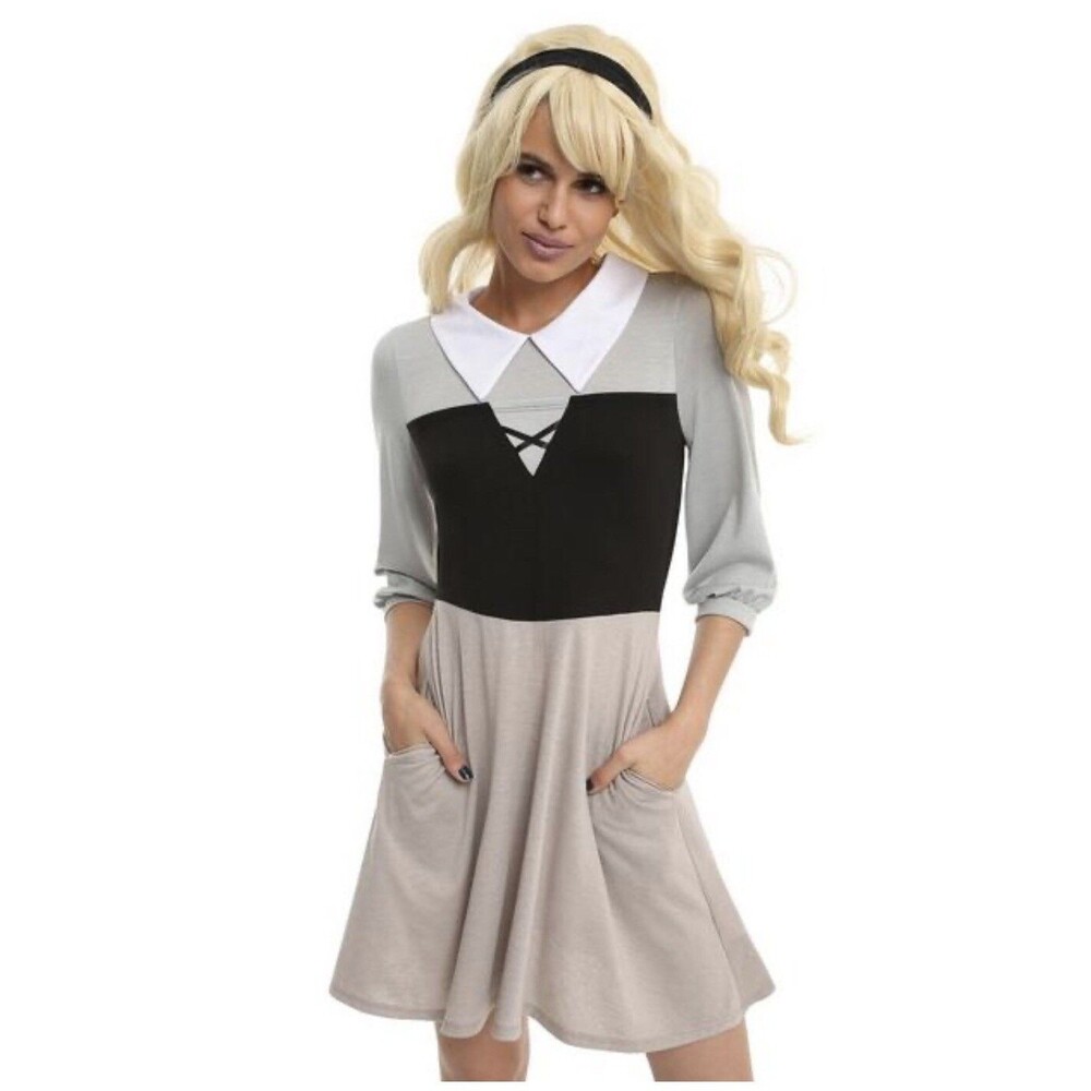 Disney Sleeping Beauty Aurora Peasant Briar Rose Dress HOT TOPIC Size XS NWT